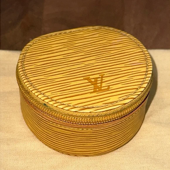 Louis Vuitton yellow epi jewelry ecrin bijoux box travel case - Picture 1 of 9